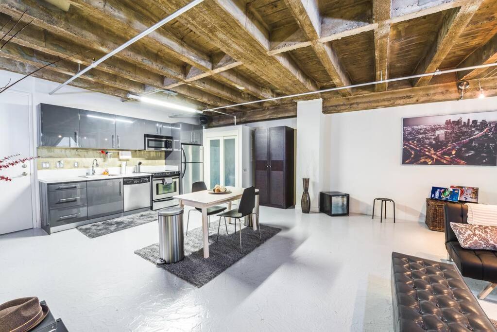 Newly Renovated 1Bdrm Loft Dtla And Rooftop Pool Los Angeles Eksteriør bilde
